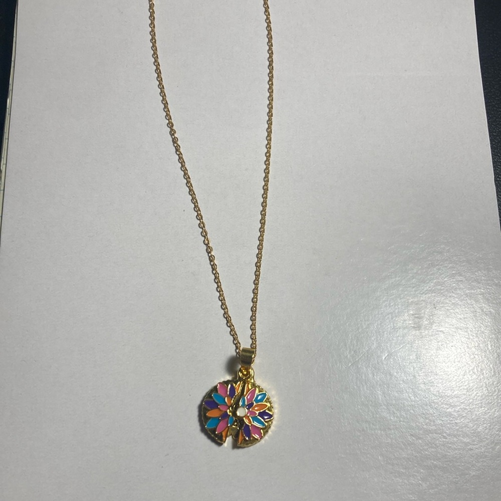 Gold Mosaic Pendant Necklace with Artistic Design
